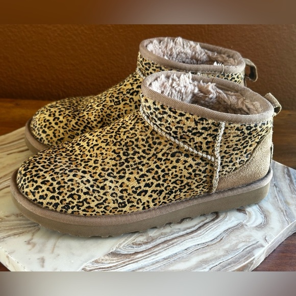 Ugg “Ultra Mini Speckles” Boots Women’s Size 7 EUC! - Picture 3 of 8